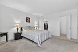 5429 Newcastle - Photo 18