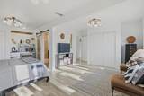 410 Kings Avenue - Photo 46