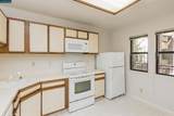 621 Villa Way - Photo 11