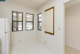 621 Villa Way - Photo 13