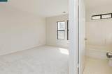 621 Villa Way - Photo 16