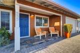 555 Newport Avenue - Photo 7