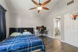 9946 Owensmouth - Photo 14