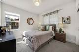 1710 Flora Way - Photo 6