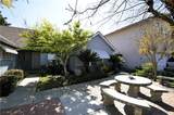 2037 Decatur - Photo 4