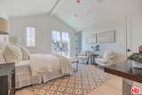 1072 Amalfi Drive - Photo 28
