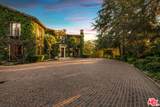 1550 Amalfi Drive - Photo 37