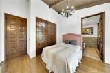 2300 Villa Heights - Photo 39