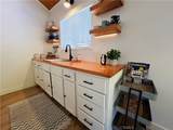 926 Barker - Photo 17
