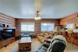 15686 Cozzi Avenue - Photo 7