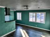 720 47th - Photo 4