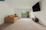 1207 Melville Sq - Photo 3