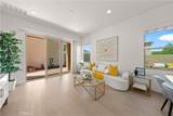 131 Newall - Photo 14