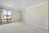 8 Commodore Drive - Photo 19