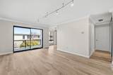 8 Commodore Drive - Photo 5
