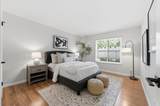 905 Middlefield - Photo 11