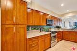 1900 Vine Street - Photo 11