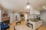 7045 Woodley Avenue - Photo 8