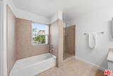 956 Wilton Place - Photo 33