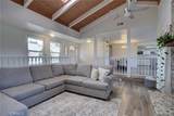 245 Las Flores - Photo 12
