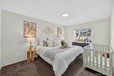 2374 Coventry - Photo 20