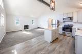 15692 Armstrong - Photo 7