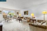 2709 Golden Rain Road - Photo 3