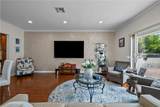 6917 Tyrone - Photo 20