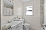 216 Graves - Photo 13