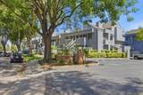942 La Barbera Drive - Photo 33