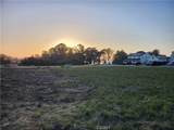 1717 5th - Photo 2