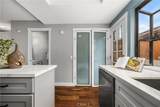 2061 Chatsworth - Photo 23