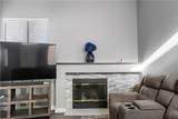 4900 Grand - Photo 9