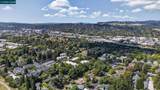 2560 Oak Rd - Photo 32