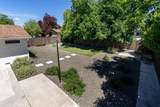 625 Moss - Photo 30