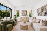 162 Winnett - Photo 7