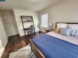 2387 Humphrey Avenue - Photo 32