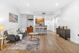 620 Gramercy - Photo 4