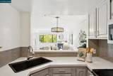 655 Chetwood St - Photo 10