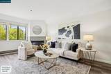 655 Chetwood St - Photo 3