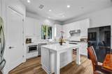151 Winnett - Photo 10