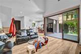 151 Winnett - Photo 7