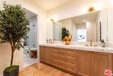 2324 S Beverly Glen Blvd - Photo 11