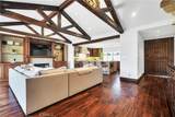 1029 Acacia - Photo 10