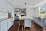 964 Edgecliffe Drive - Photo 9