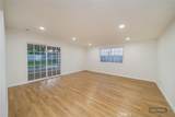 555 Chestnut - Photo 8