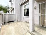 820 Compton - Photo 2