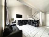 820 Compton - Photo 3