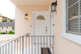 323 Louise - Photo 2