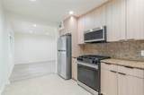 323 Louise Street - Photo 8